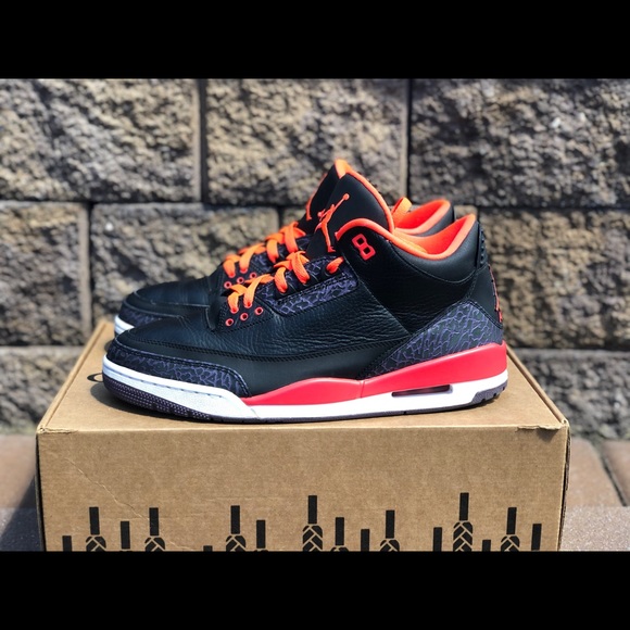 Air Jordan 3 Retro Crimson - Picture 9 of 16